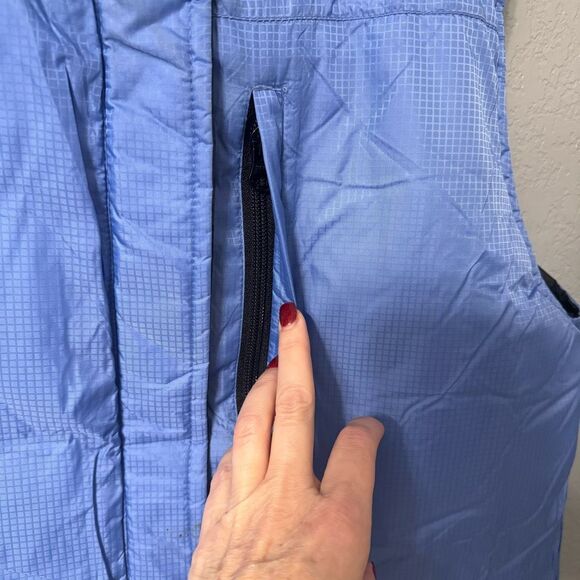 Land’s End Women’s Down Reversible Puffer Vest Black and Blue Size 8/10 - Picture 6 of 8